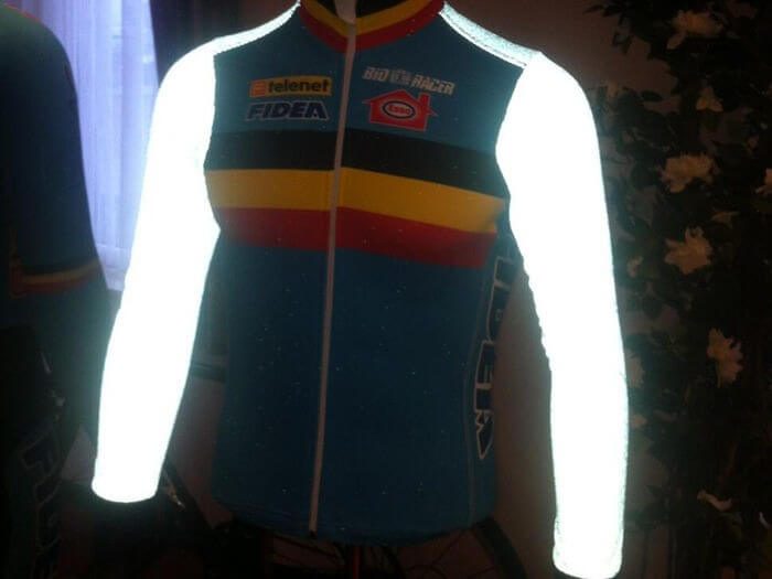 reflective cycling clothing