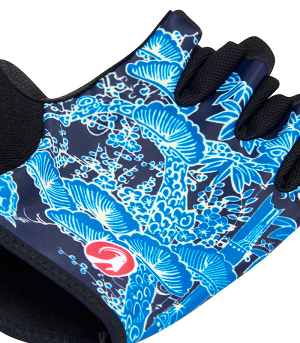 Osaka Mitts