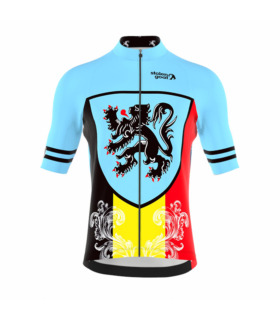 Front view of the men's Lionheart bodyline short sleeved jersey. Predominantly light blue featuring the Flanders lion and the colours of the Belgian flag on the lower torso, with two small black stripes on the sleeve.