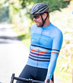Man wearing Stolen Goat Havoc Ibex Bodyline long sleeved cycling jersey